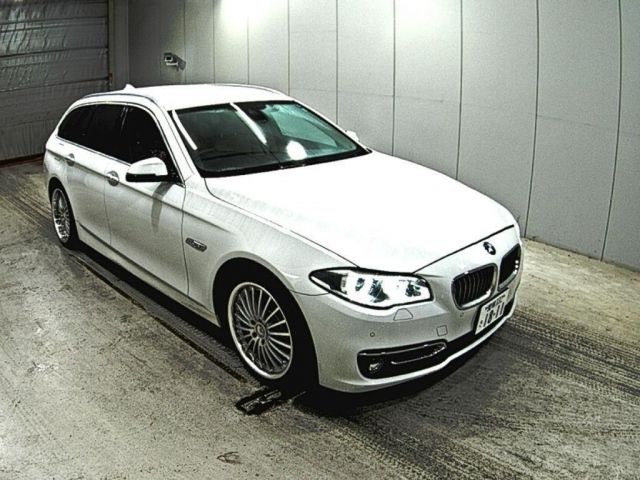 4185 BMW 5 SERIES XL28 2013 г. (LAA Okayama)